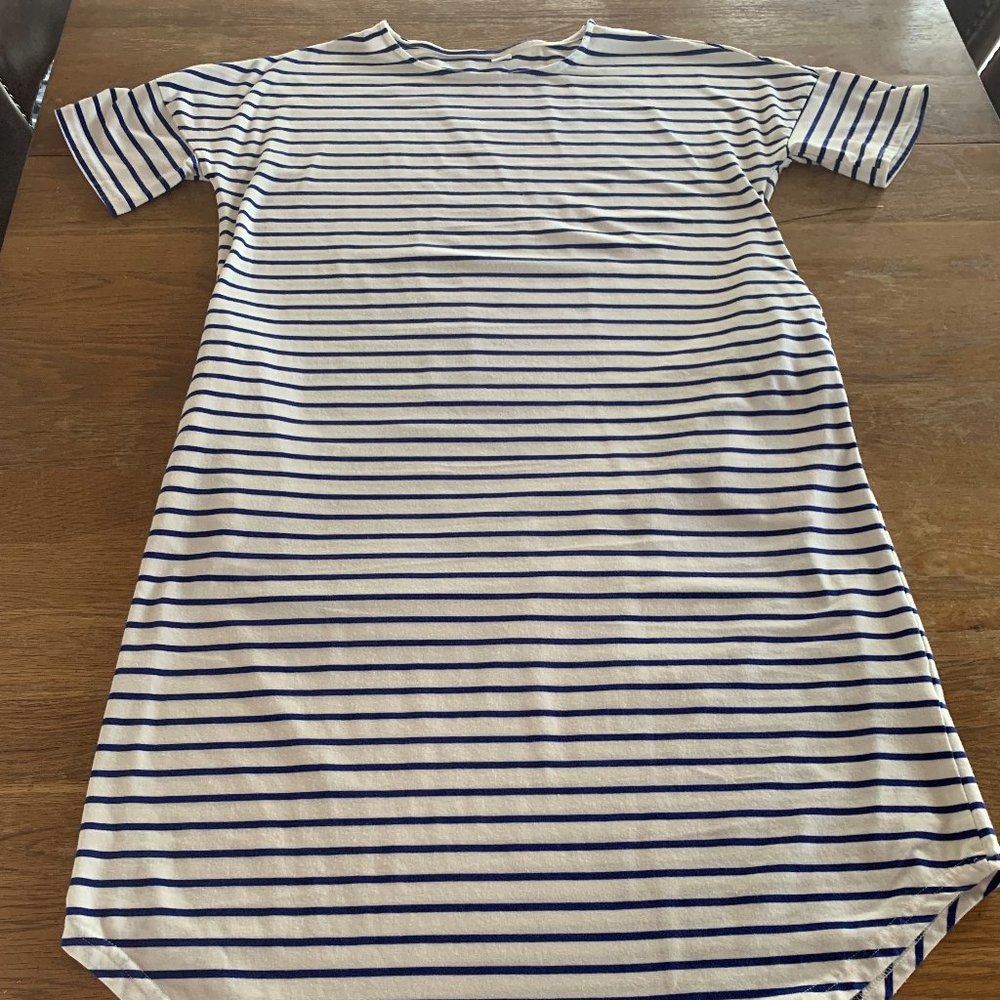 Florens Women's Short Sleeve Drop Shoulder T-Shirt Dress with Pockets